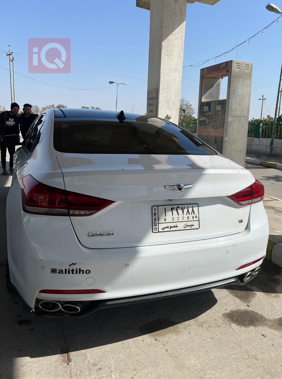 هيونداي جنسس